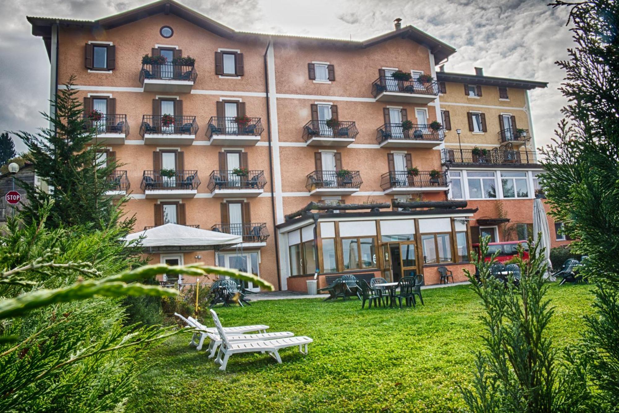 Wellness E Resort Stella Delle Alpi Ronzone Exteriér fotografie